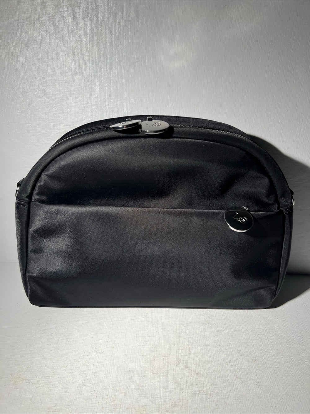 LO & SONS Nouvelle Crossbody Bag Black Nylon Adjustable Strap Lightweight